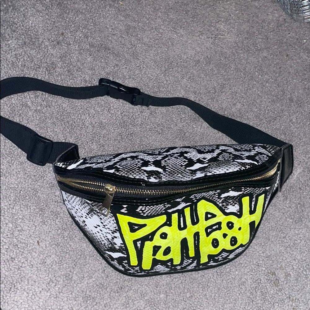 Snake skin Fannypack